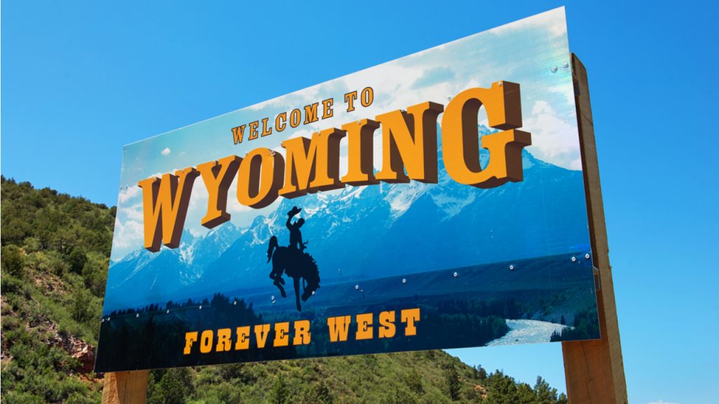 ‘We Want You,’ Pro-Bitcoin Senator Cynthia Lummis Invites Crypto Miners to Wyoming