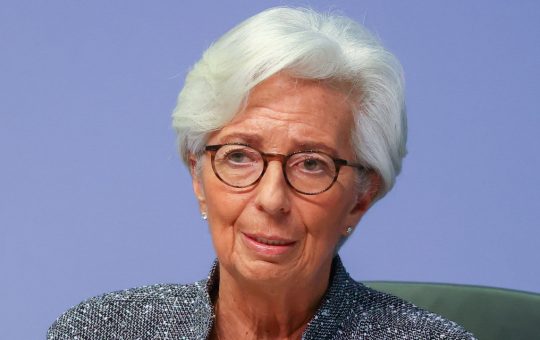 ECB President Christine Lagarde Insists Cryptos Are Not Currencies, Calls Them Highly Speculative, Suspicious – Regulation Bitcoin News