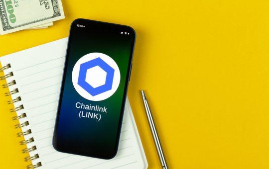 Ethereum whales are loading up on Chainlink (LINK)