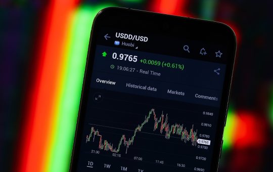 Tron's Stablecoin USDD Deviates Away From the $1 Peg, Justin Sun Says Team Deployed More Capital