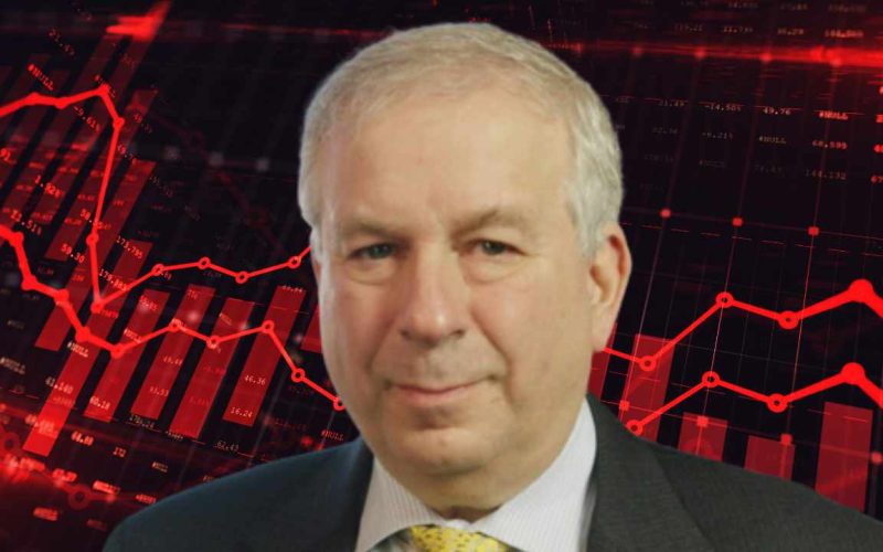 Economist David Rosenberg Warns of Impending 'Crash Landing' and Recession, Citing Fed Data