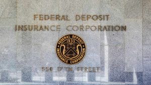 Midsize US Banks Ask FDIC to Insure All Deposits for 2 Years Before Another Bank Fails